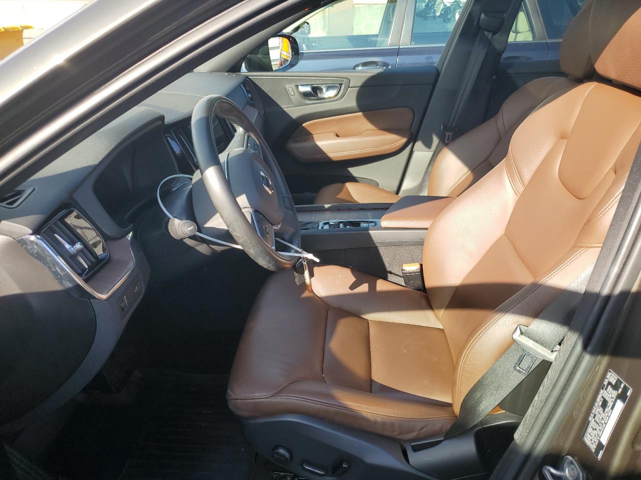 2021 Volvo Xc60 T6 Momentum VIN: YV4A22RK2M1723568 Lot: 81742535