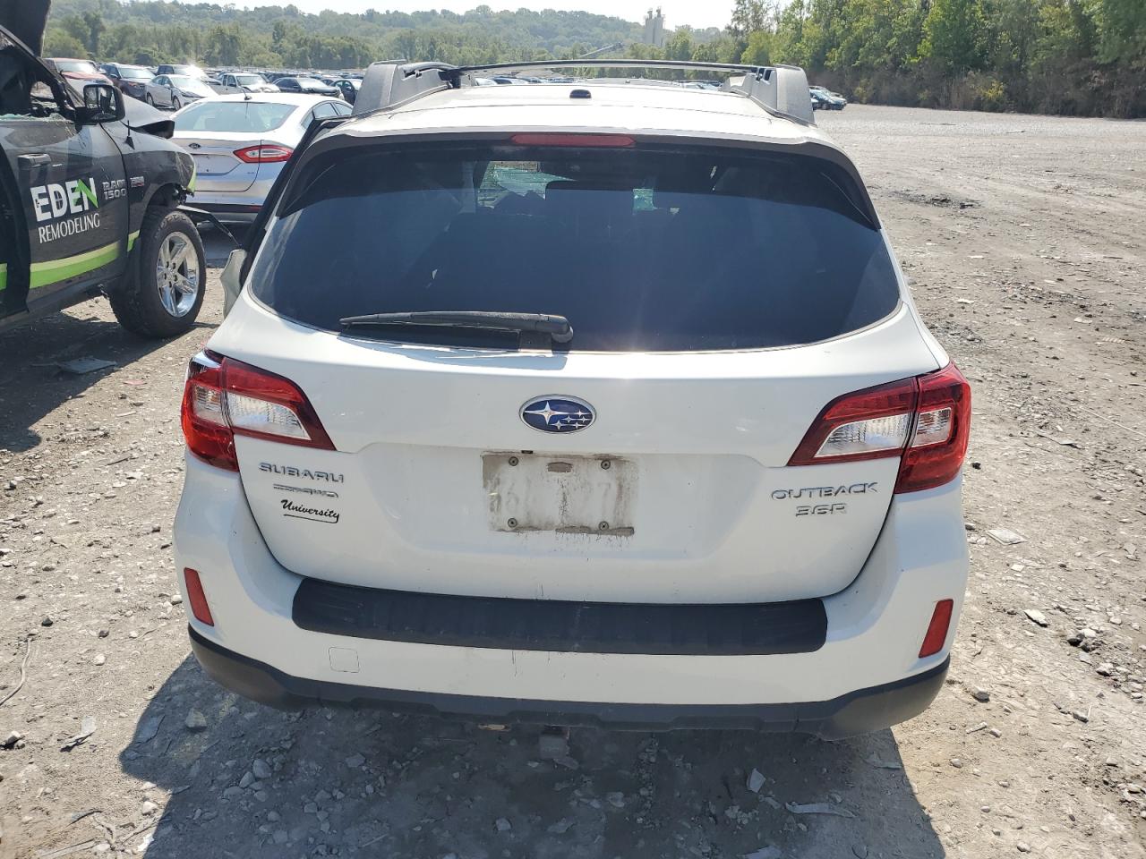 2015 Subaru Outback 3.6R Limited VIN: 4S4BSEJC3F3304824 Lot: 71632475