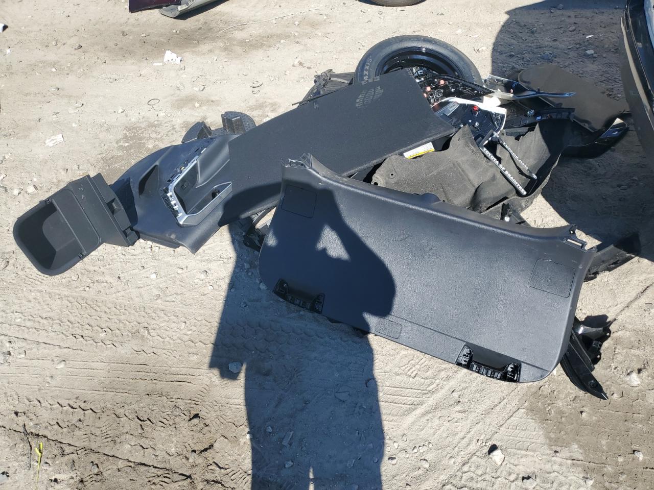 2022 Toyota Rav4 Se VIN: 4T3T6RFV1NU101232 Lot: 81202965