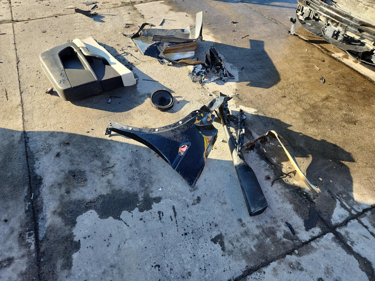 2023 Tesla Model X VIN: 7SAXCBE5XPF409238 Lot: 80333405