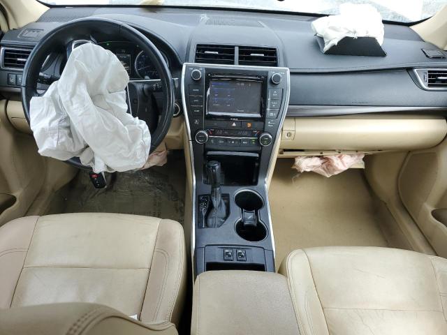  TOYOTA CAMRY 2017 Золотой