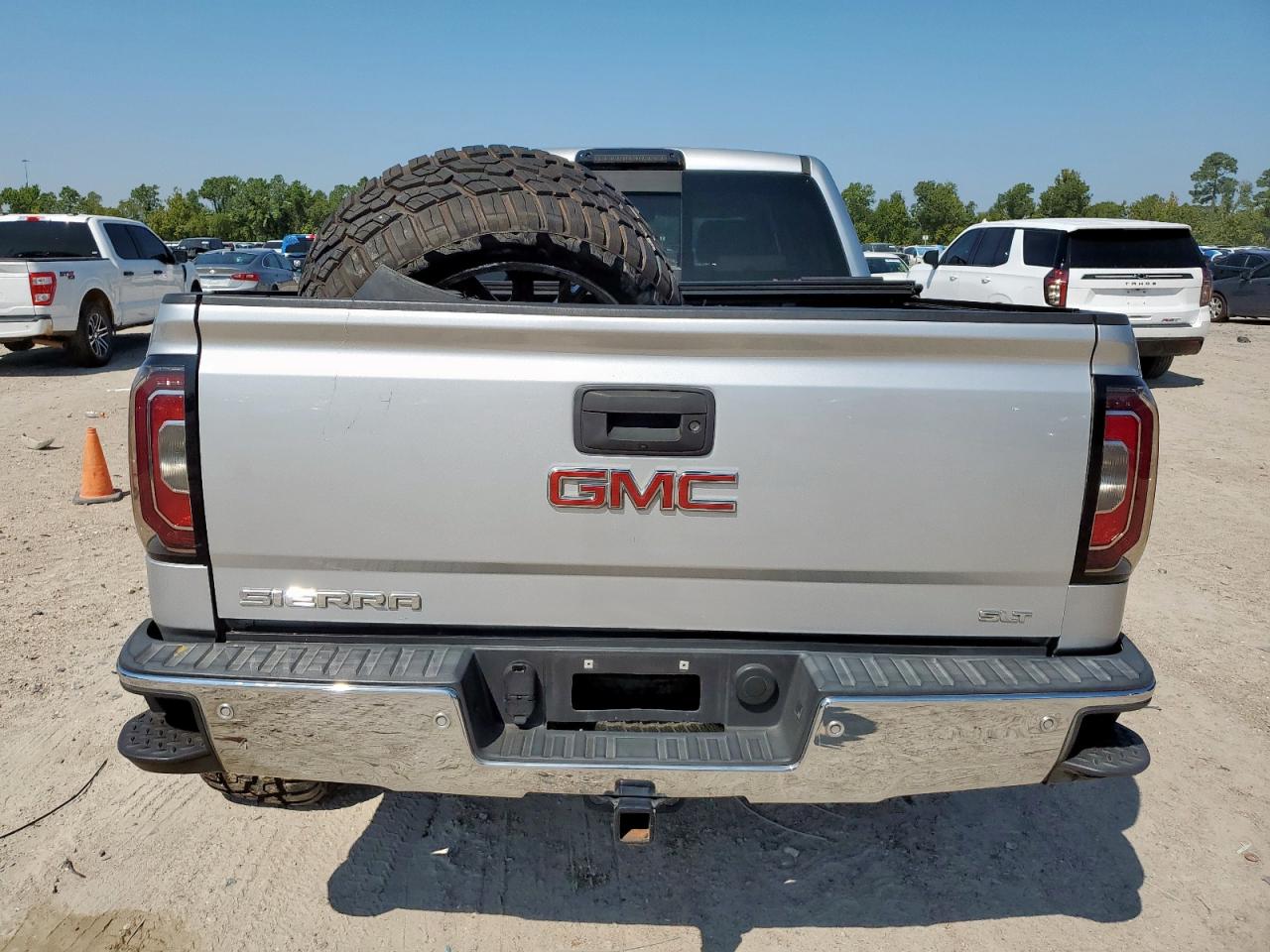 2018 GMC Sierra K1500 Slt VIN: 3GTU2NEC1JG147730 Lot: 70628875