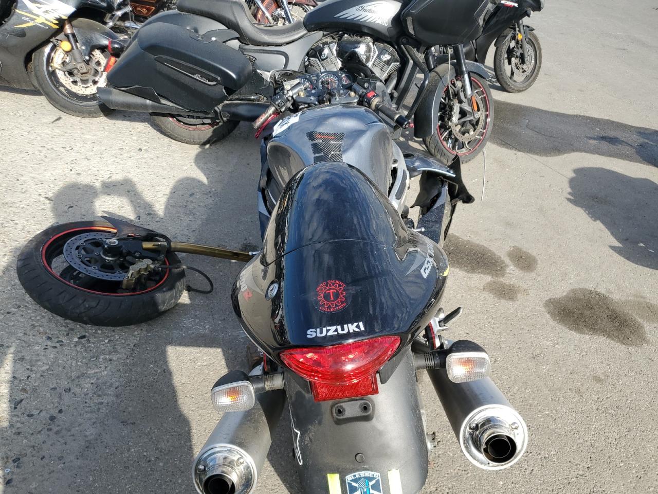 2005 Suzuki Gsx1300 Rk5 VIN: JS1GW71A652101157 Lot: 82166855