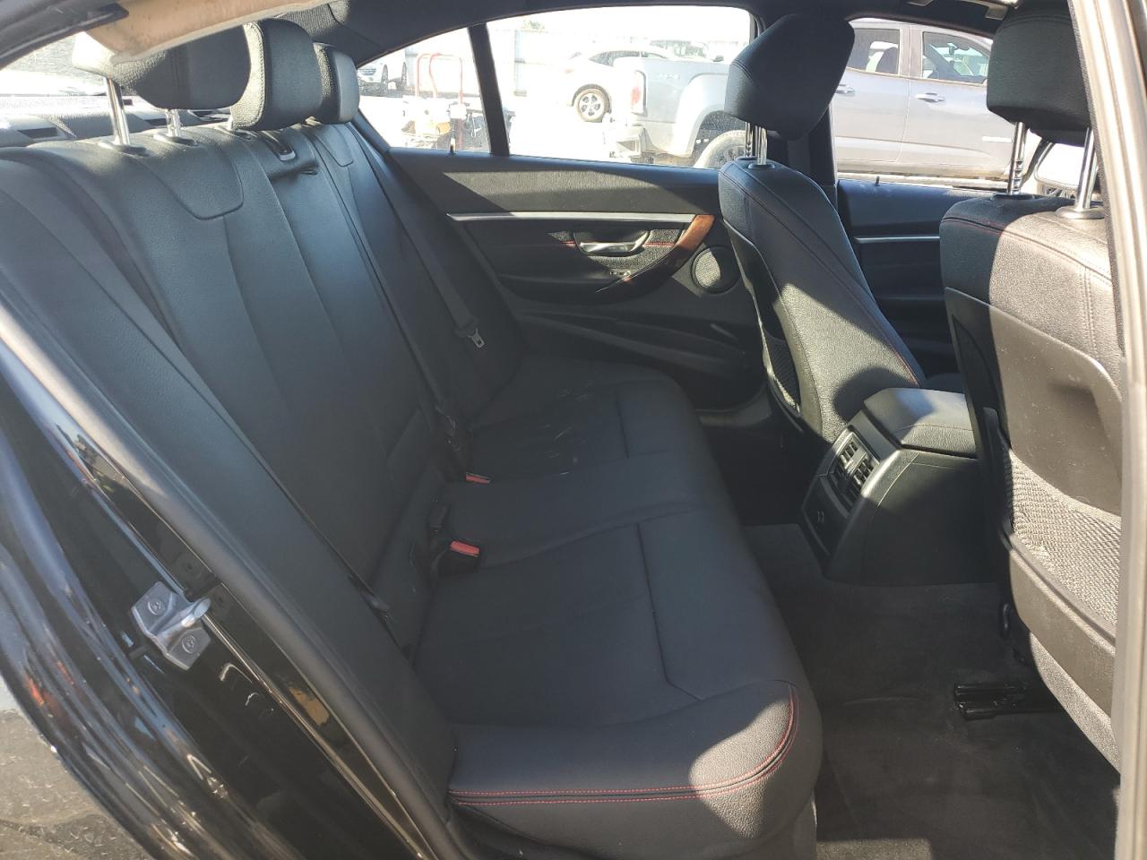 2018 BMW 330 Xi VIN: WBA8D9G59JNU66685 Lot: 71733925