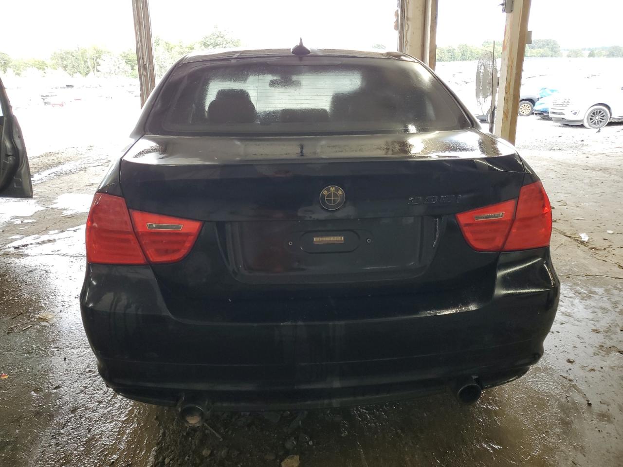 2011 BMW 335 Xi VIN: WBAPL5C50BA917847 Lot: 71070415