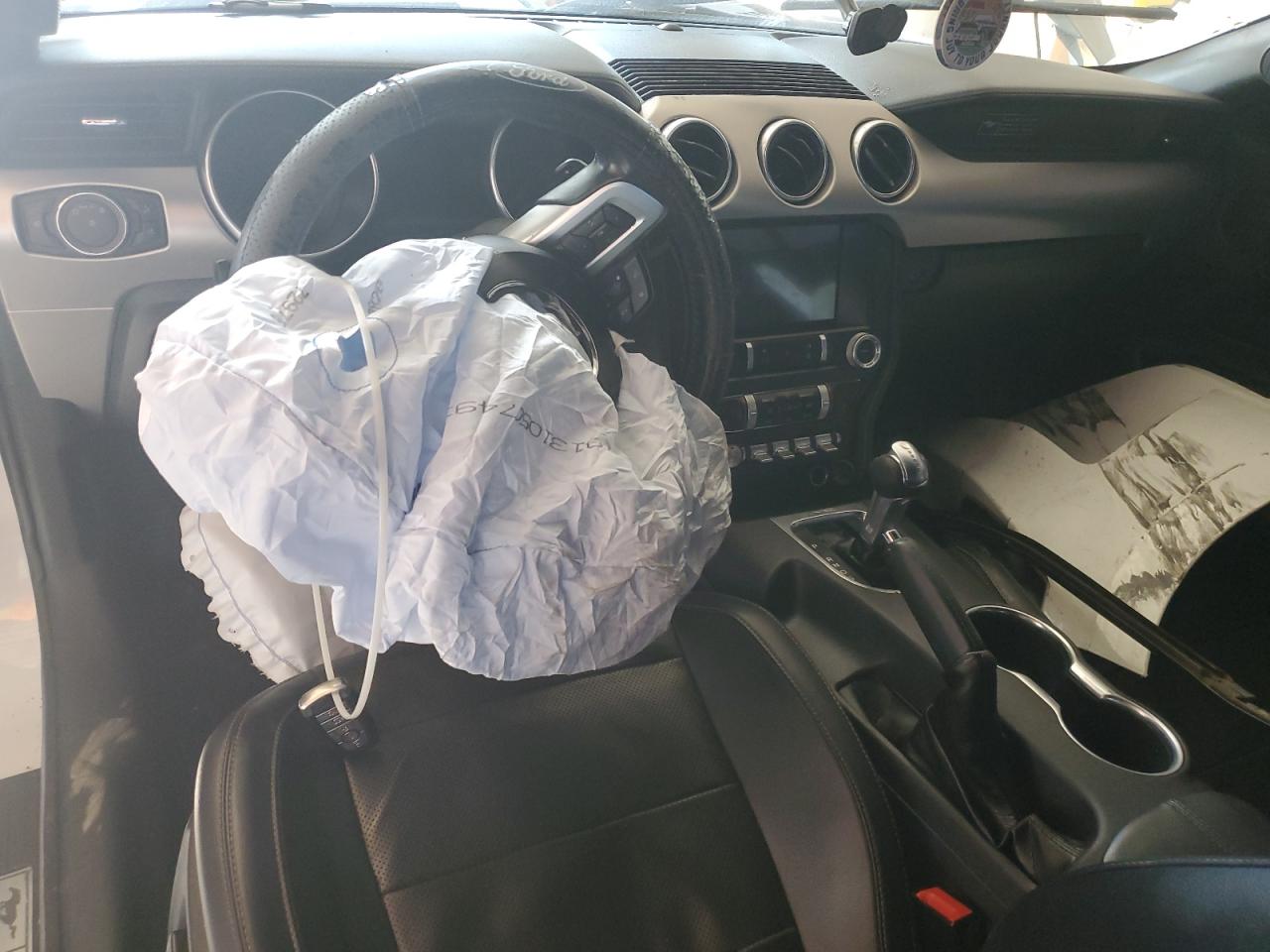 2020 Ford Mustang VIN: 1FATP8UH2L5101285 Lot: 81823425