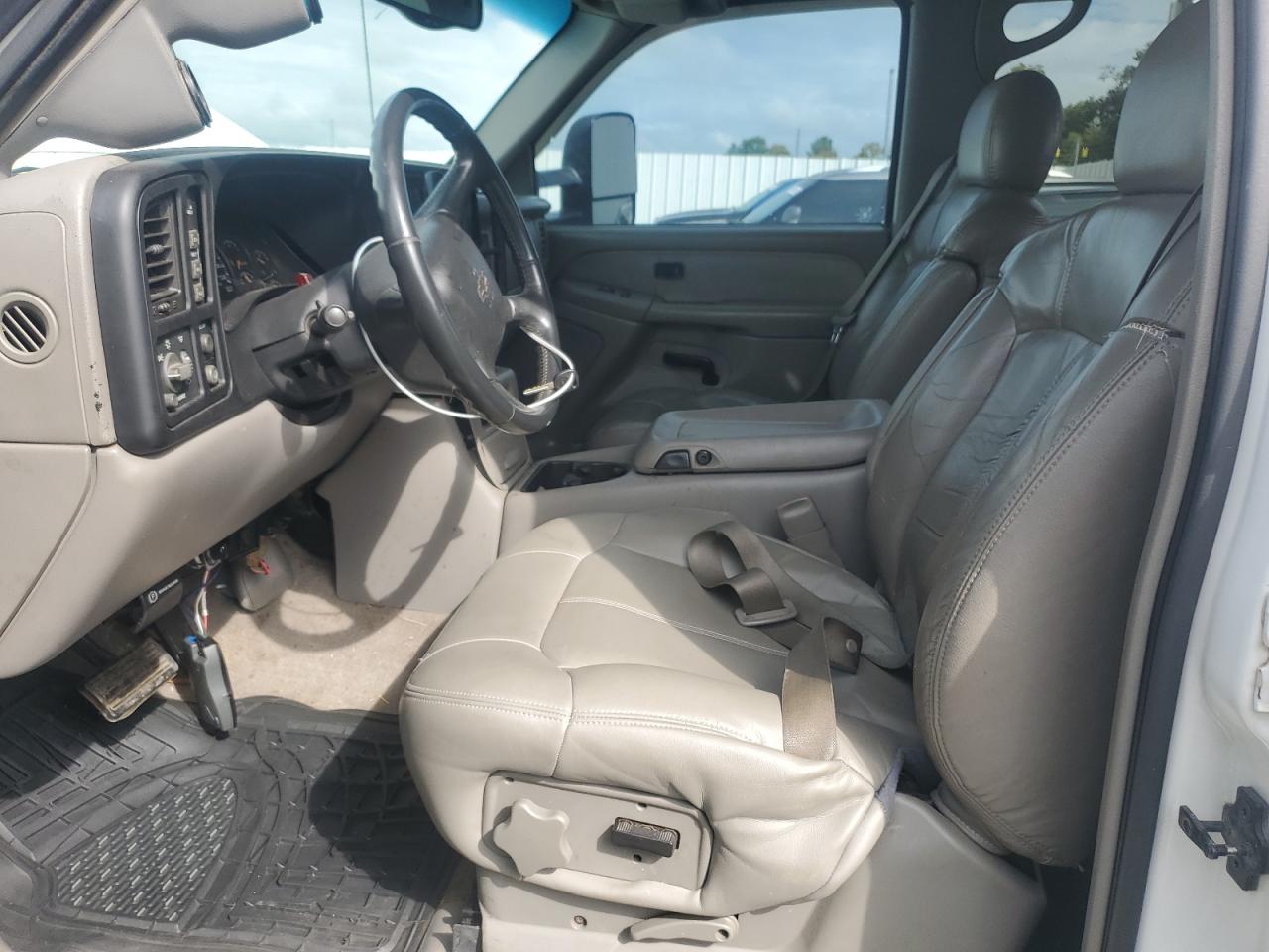 2001 Chevrolet Silverado K3500 VIN: 1GCJK33101F174069 Lot: 81846285