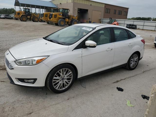  FORD FOCUS 2017 Белы