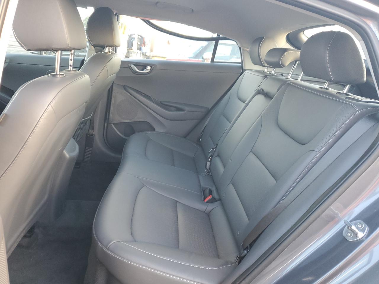 2019 Hyundai Ioniq Limited VIN: KMHC85LC3KU111139 Lot: 81516025