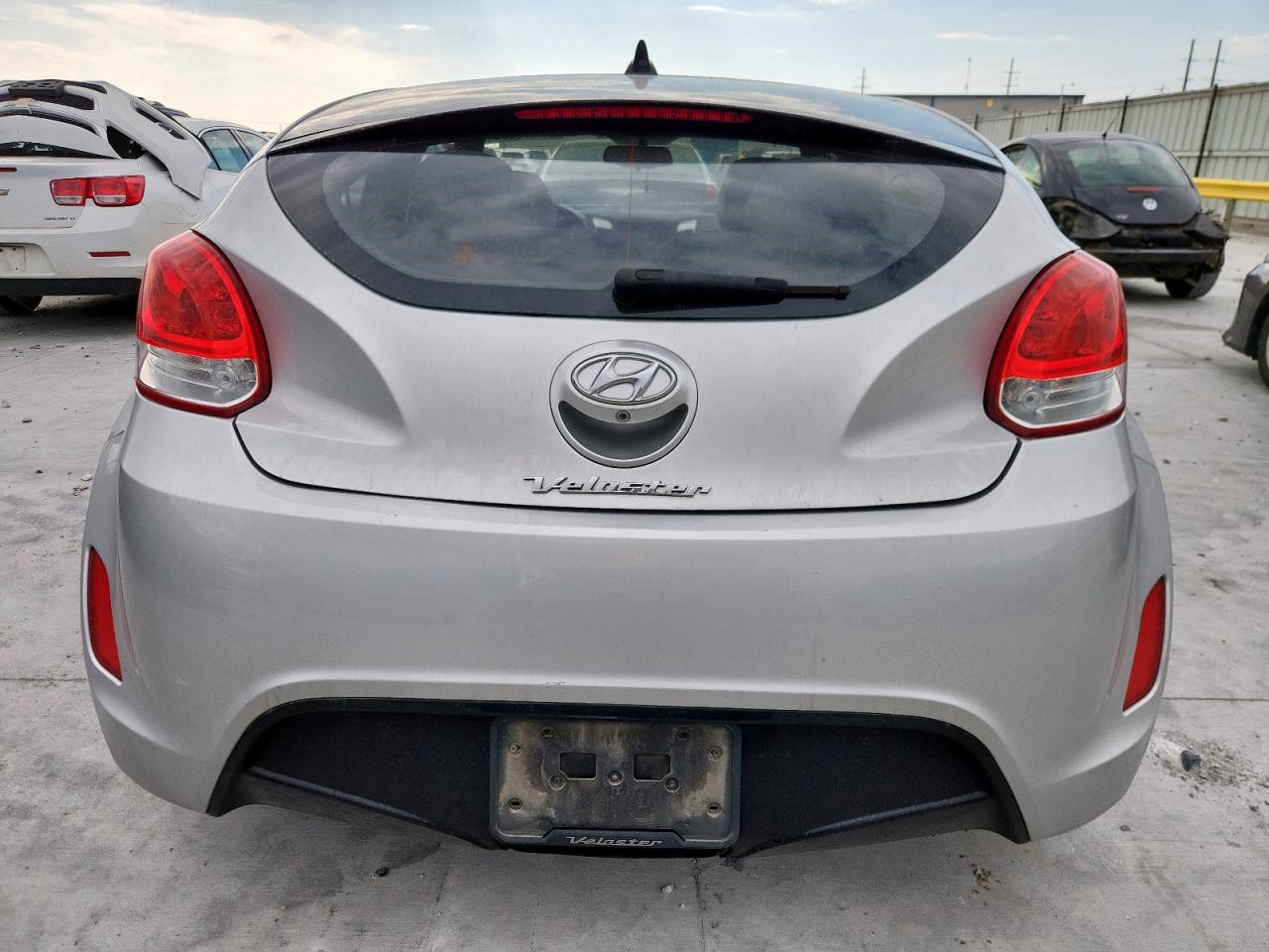 2016 Hyundai Veloster VIN: KMHTC6AD0GU270479 Lot: 81441555