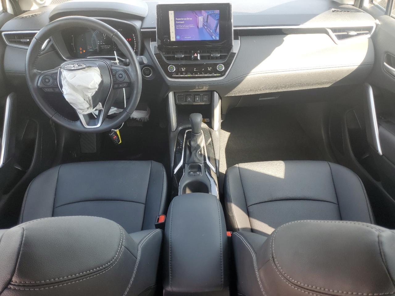 2023 Toyota Corolla Cross Xle VIN: 7MUDAABG6PV069660 Lot: 71893495
