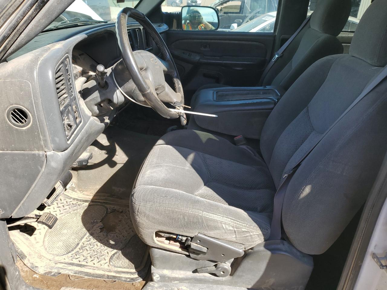 2004 Chevrolet Silverado K2500 Heavy Duty VIN: 1GCHK29244E313302 Lot: 84565255