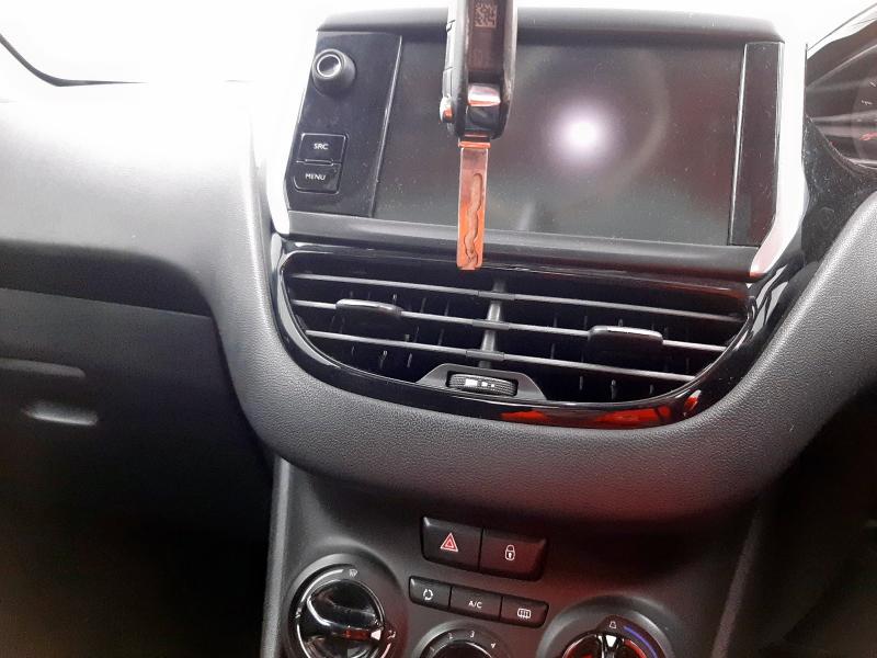 2015 PEUGEOT 208 STYLE HDI 