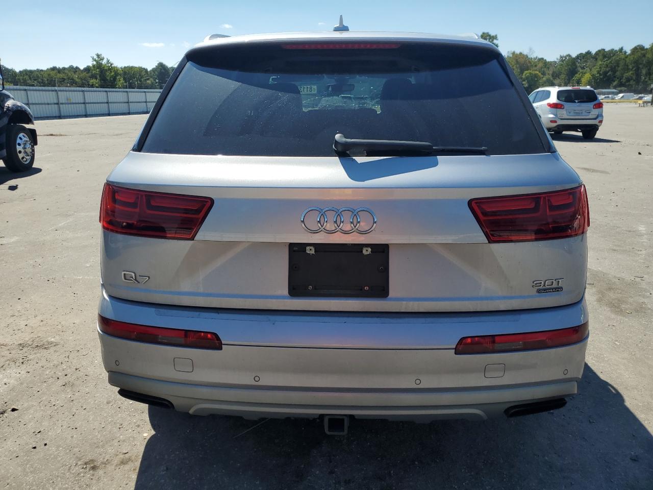 2017 Audi Q7 Premium Plus VIN: WA1LAAF71HD002861 Lot: 81135005