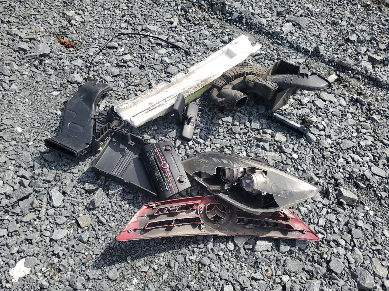 2005 Mazda 3 Hatchback VIN: JM1BK143251337803 Lot: 71807795