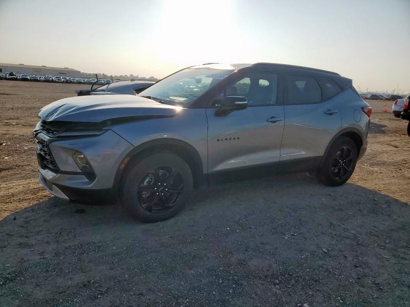  CHEVROLET BLAZER 2024 Серебристый
