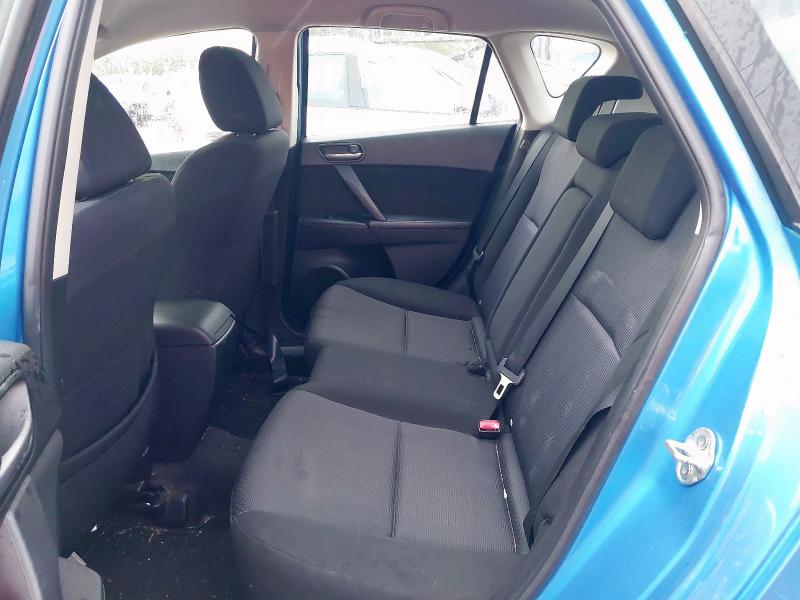 2009 MAZDA 3 TS2 