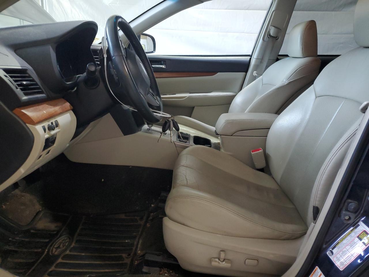 2013 Subaru Outback 2.5I Limited VIN: 4S4BRBKC3D3213879 Lot: 81970975
