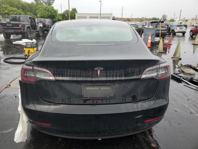  TESLA MODEL 3 2023 Czarny
