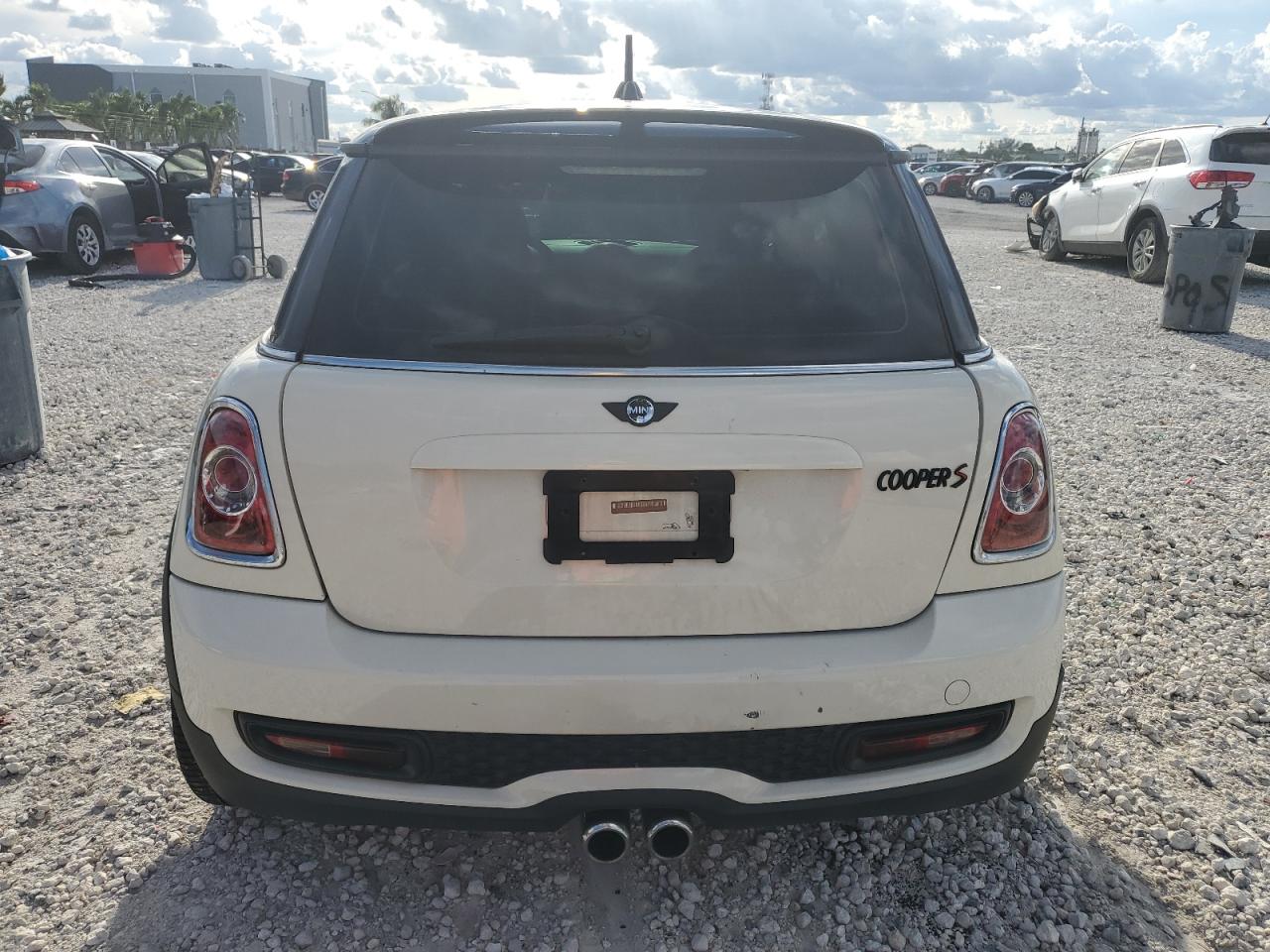 2011 Mini Cooper S VIN: WMWSV3C55BTY14646 Lot: 69919925