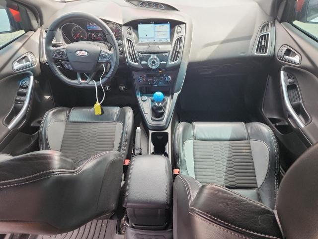  FORD FOCUS 2016 Белы