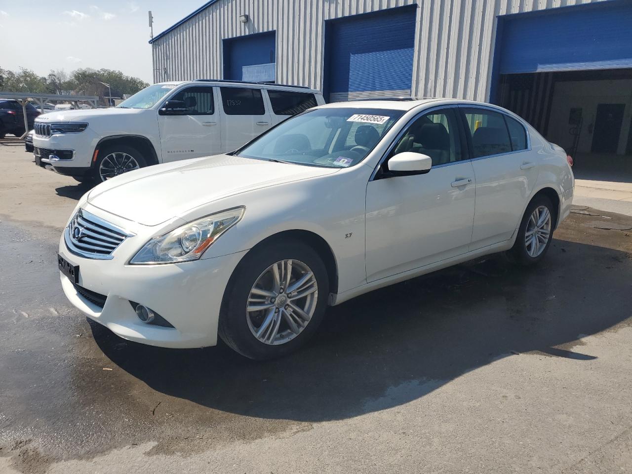 INFINITI Q40 2015. Lot# 71450565. VIN JN1CV6AR4FM522133. Photo 1