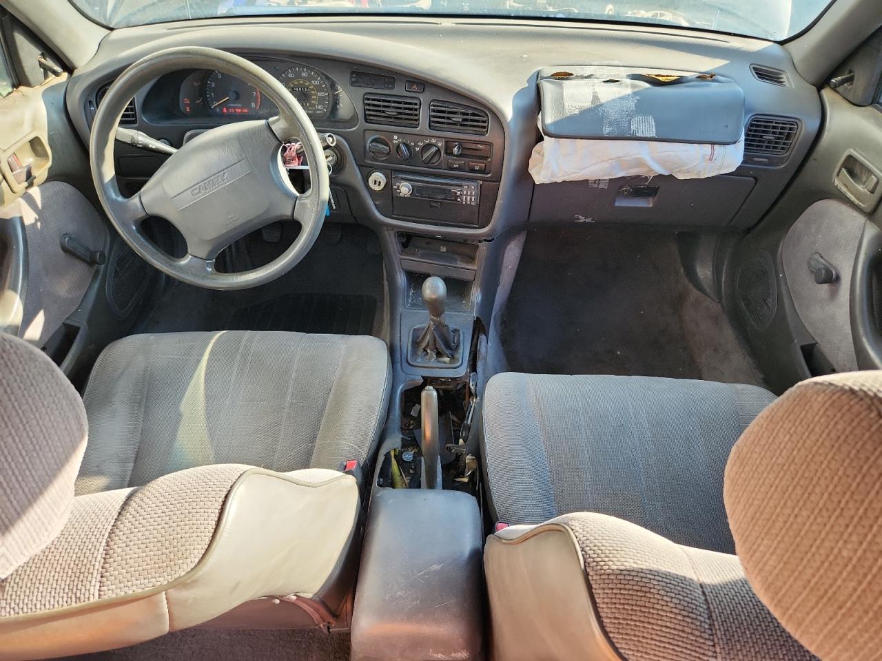 1995 Toyota Camry Dx VIN: 4T1SK11EXSU639528 Lot: 82133105