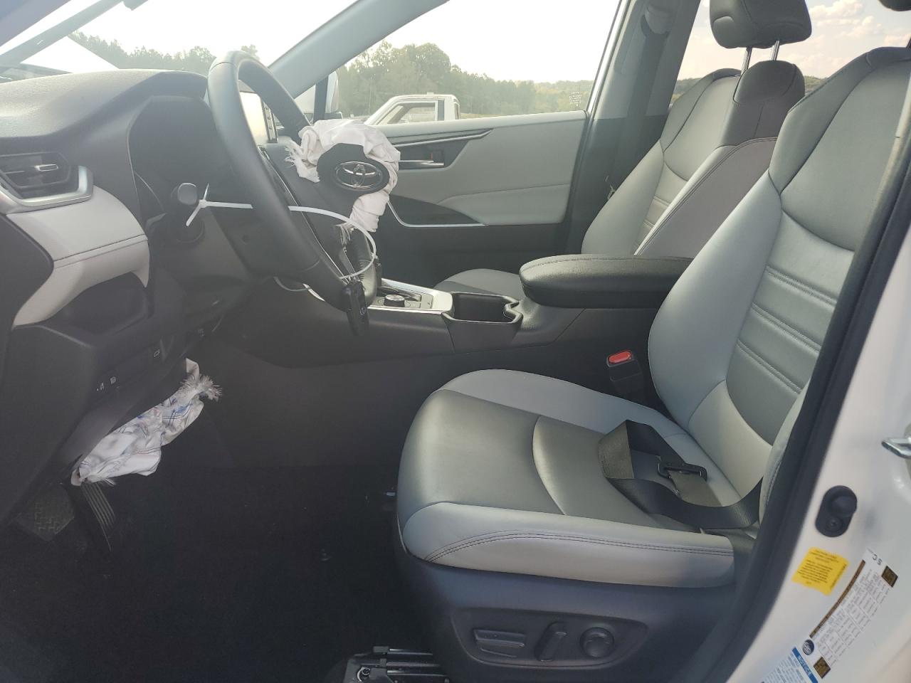2022 Toyota Rav4 Xle Premium VIN: JTMB6RFV2ND076902 Lot: 81643325