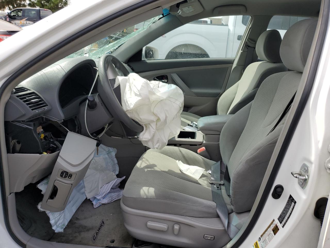 2009 Toyota Camry Base VIN: 4T4BE46K69R064870 Lot: 81104515