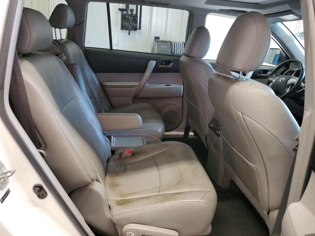 2012 Toyota Highlander Base VIN: 5TDBK3EH9CS159717 Lot: 81814825