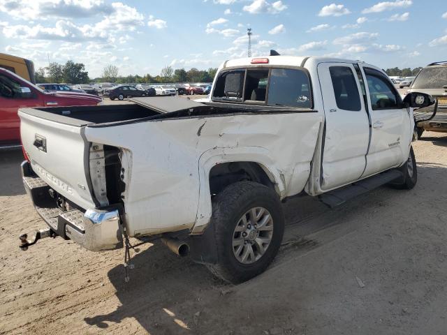 TOYOTA TACOMA 2016 Белы