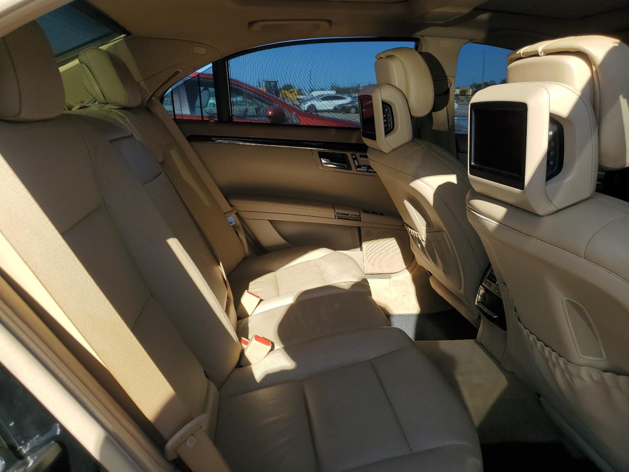 2011 Mercedes-Benz S 550 VIN: WDDNG7BB9BA361920 Lot: 81449825