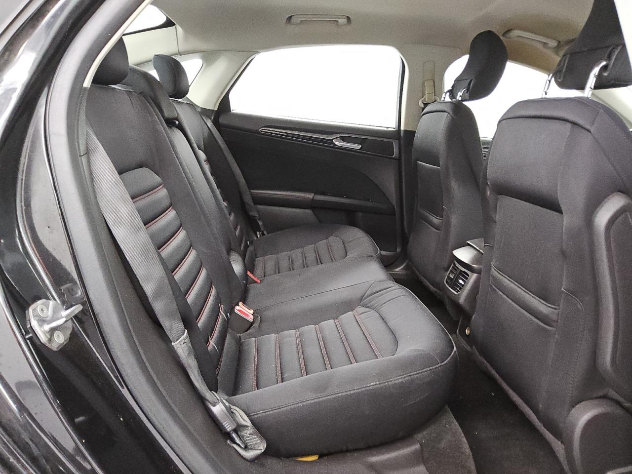 2015 Ford Fusion Se VIN: 3FA6P0H98FR114898 Lot: 69507305