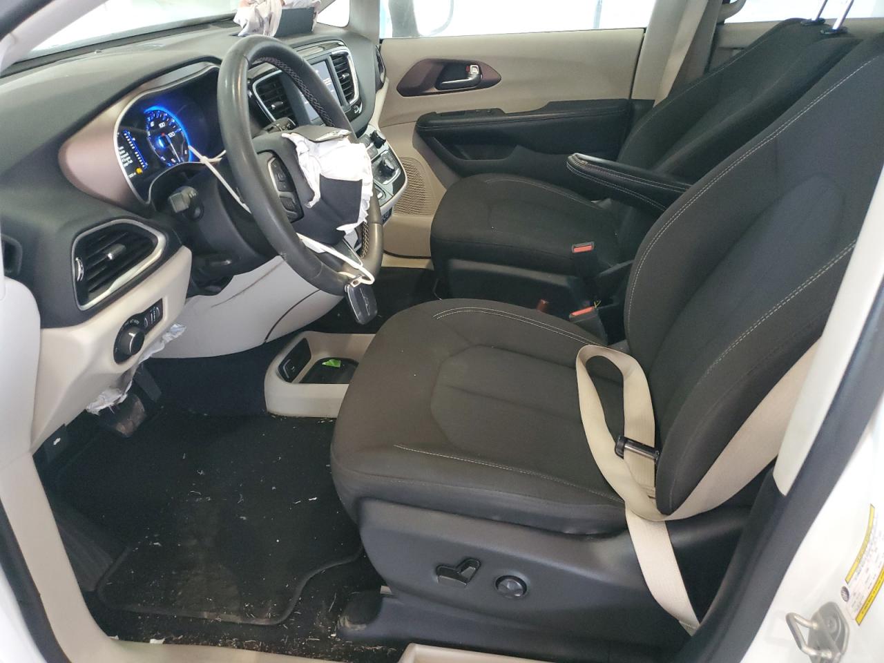 2022 Chrysler Voyager Lx VIN: 2C4RC1CG4NR226939 Lot: 72071445