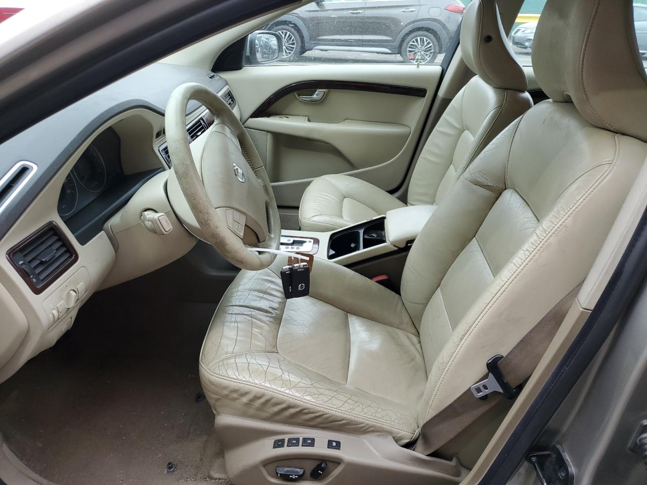 2008 Volvo V70 3.2 VIN: YV1BW982181039083 Lot: 71734815