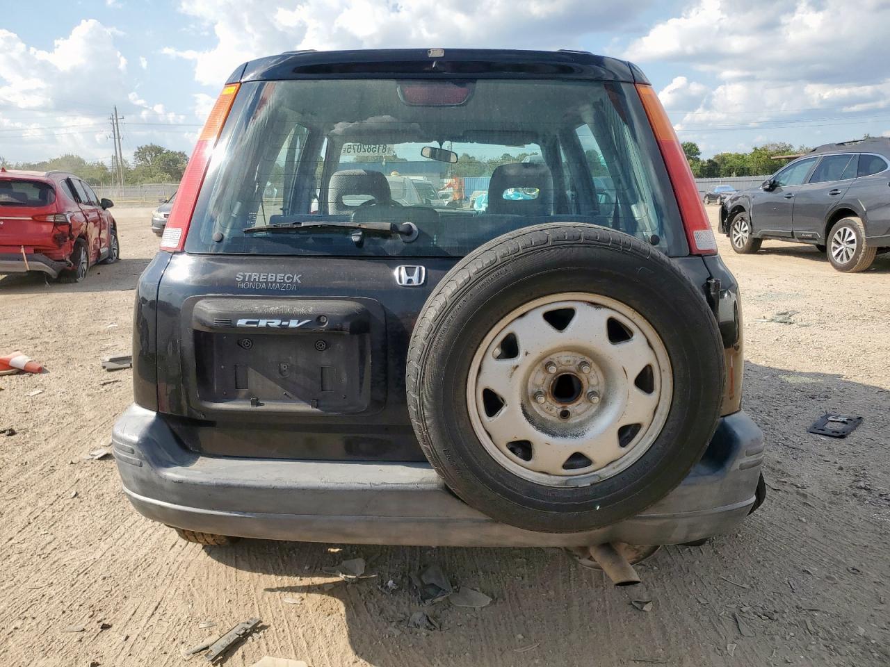 1998 Honda Cr-V Lx VIN: JHLRD2843WC000115 Lot: 81582075