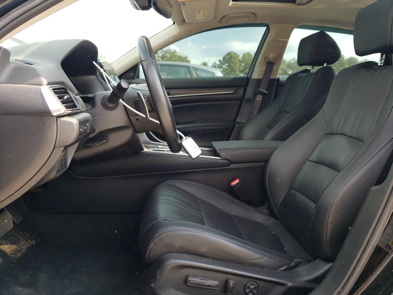 2022 Honda Accord Touring VIN: 1HGCV2F98NA008186 Lot: 81028375