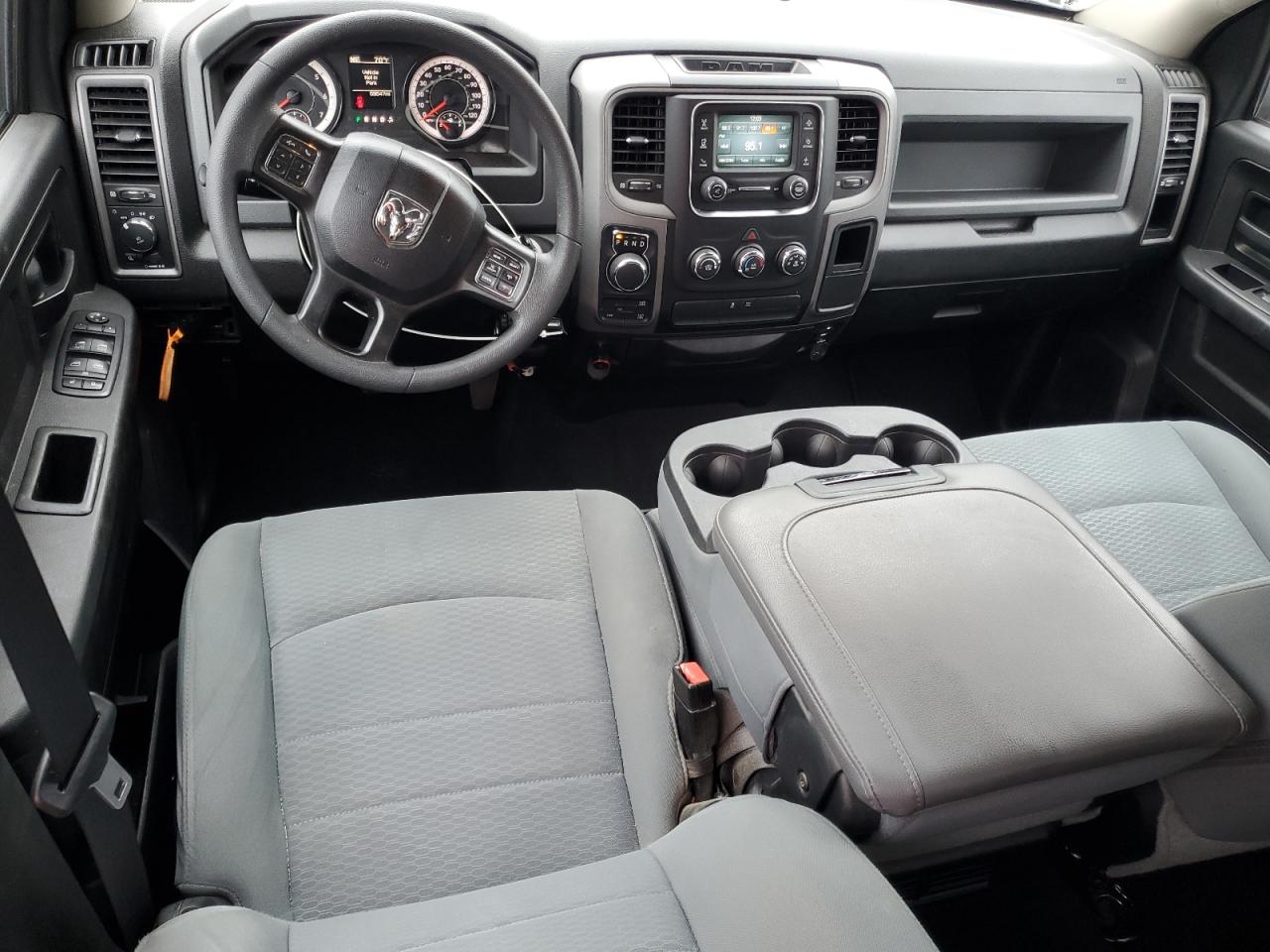 2019 Ram 1500 Classic Tradesman VIN: 3C6RR7KGXKG660049 Lot: 81879785