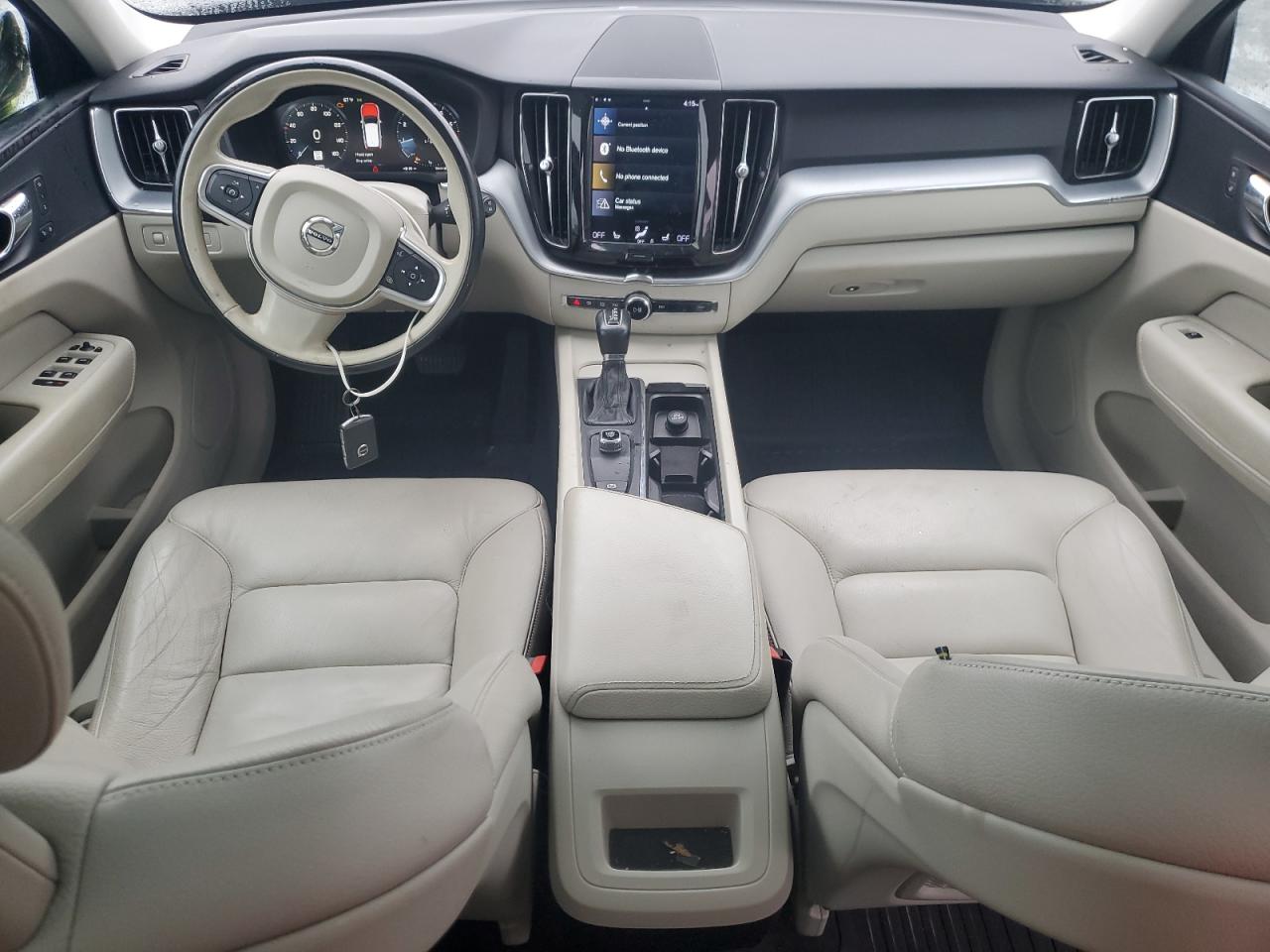 2018 Volvo Xc60 T5 Momentum VIN: YV4102RKXJ1057965 Lot: 84242645