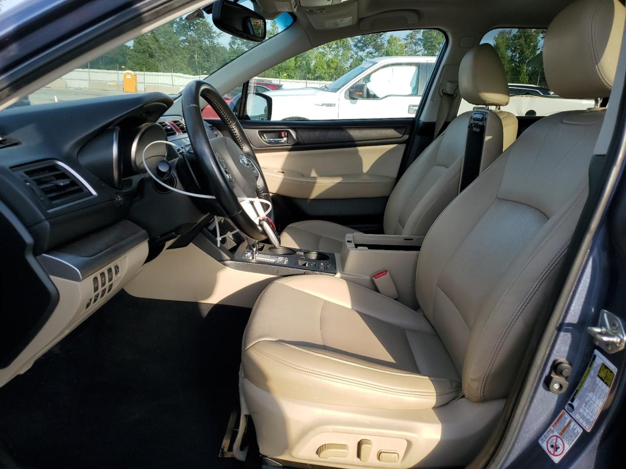 2015 Subaru Outback 3.6R Limited VIN: 4S4BSENC2F3353717 Lot: 71211205