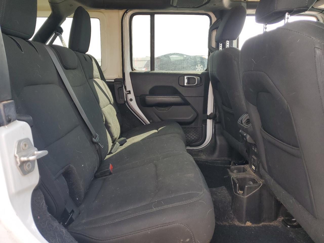 2019 Jeep Wrangler Unlimited Sahara VIN: 1C4HJXEN7KW588718 Lot: 81799715