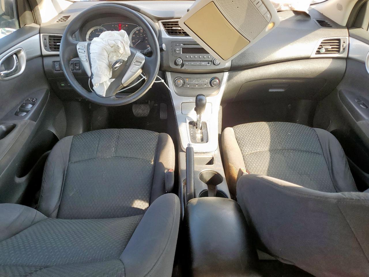 2014 Nissan Sentra S VIN: 3N1AB7AP2EL637567 Lot: 84432775