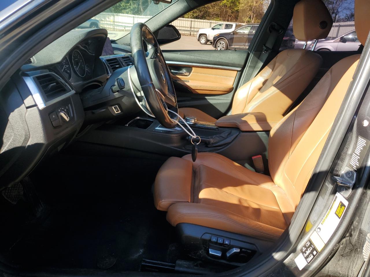 2017 BMW 330 Xi VIN: WBA8D9G33HNU62401 Lot: 84709255