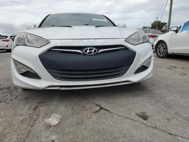 Coupet HYUNDAI GENESIS 2014 White