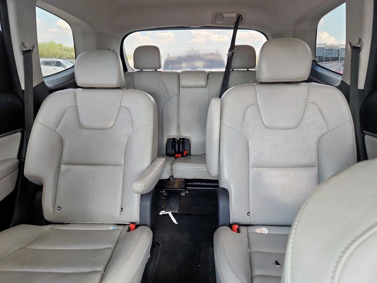 2020 Kia Telluride S VIN: 5XYP64HC0LG005880 Lot: 84578175