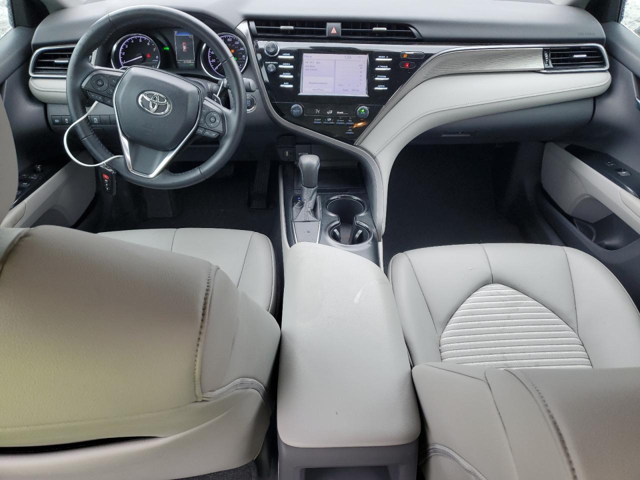 2019 Toyota Camry L VIN: 4T1B11HK2KU278505 Lot: 81870005