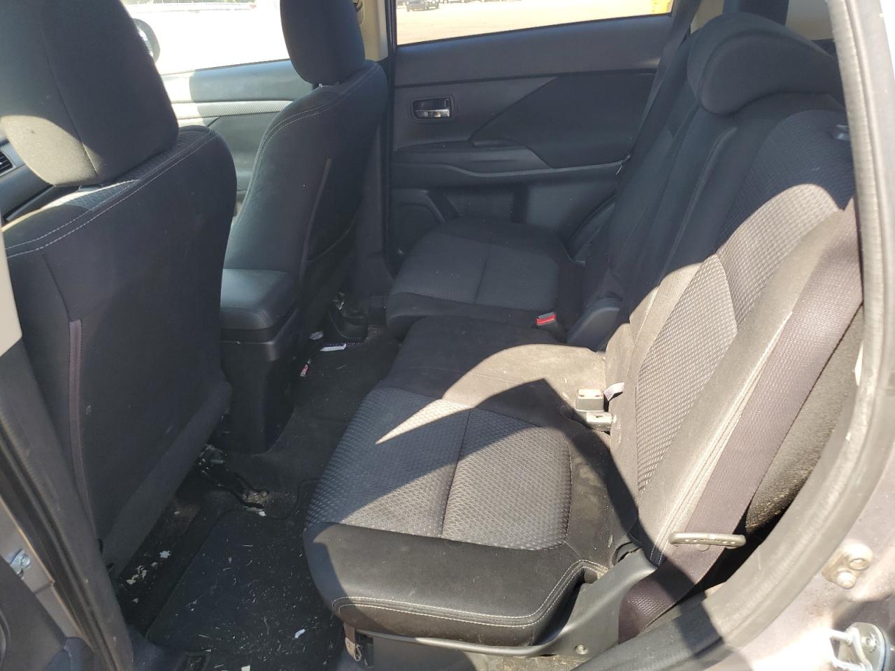 2017 Mitsubishi Outlander Es VIN: JA4AD2A3XHZ030296 Lot: 80841475