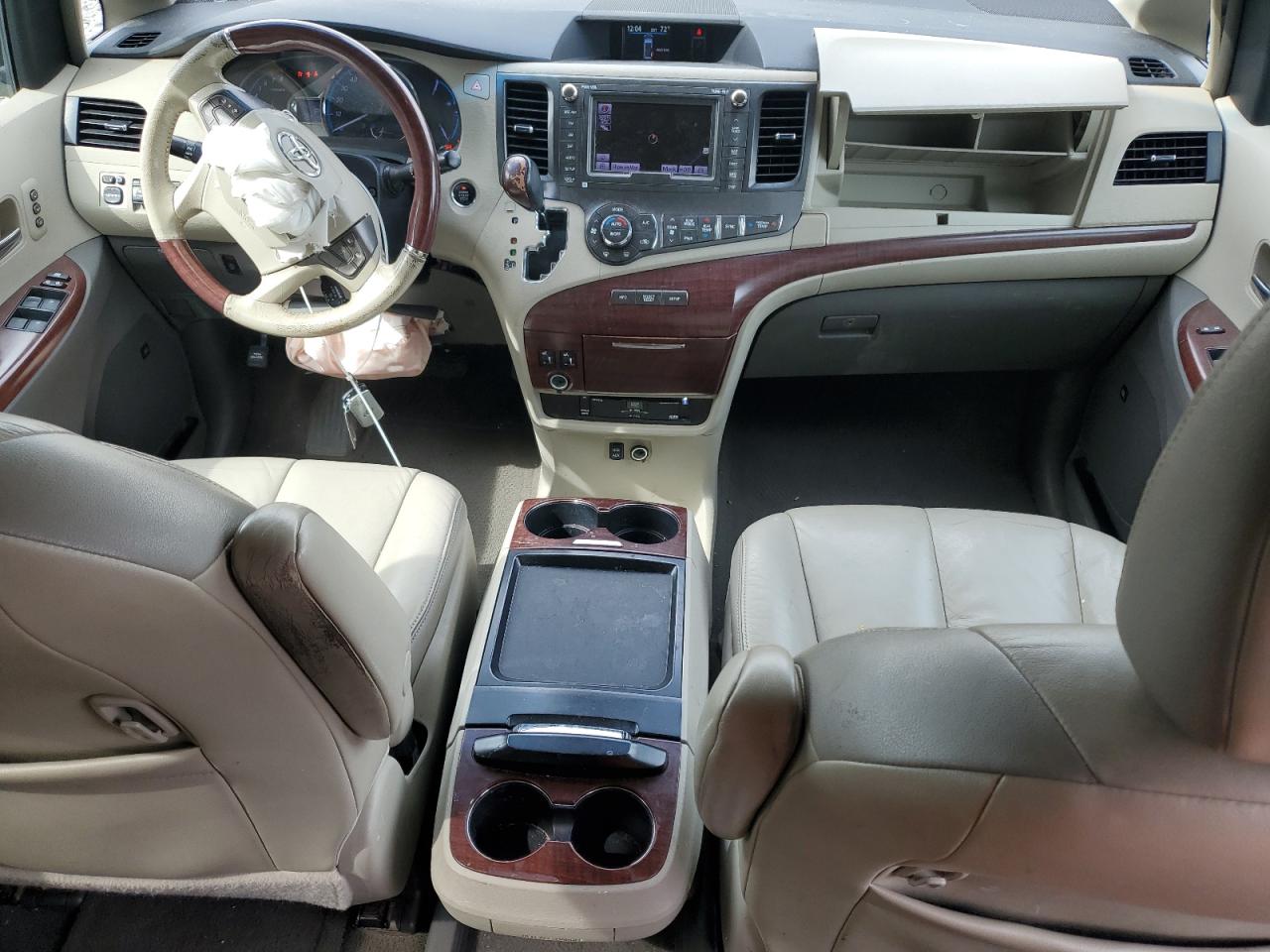 2011 Toyota Sienna Xle VIN: 5TDYK3DCXBS037690 Lot: 84583085