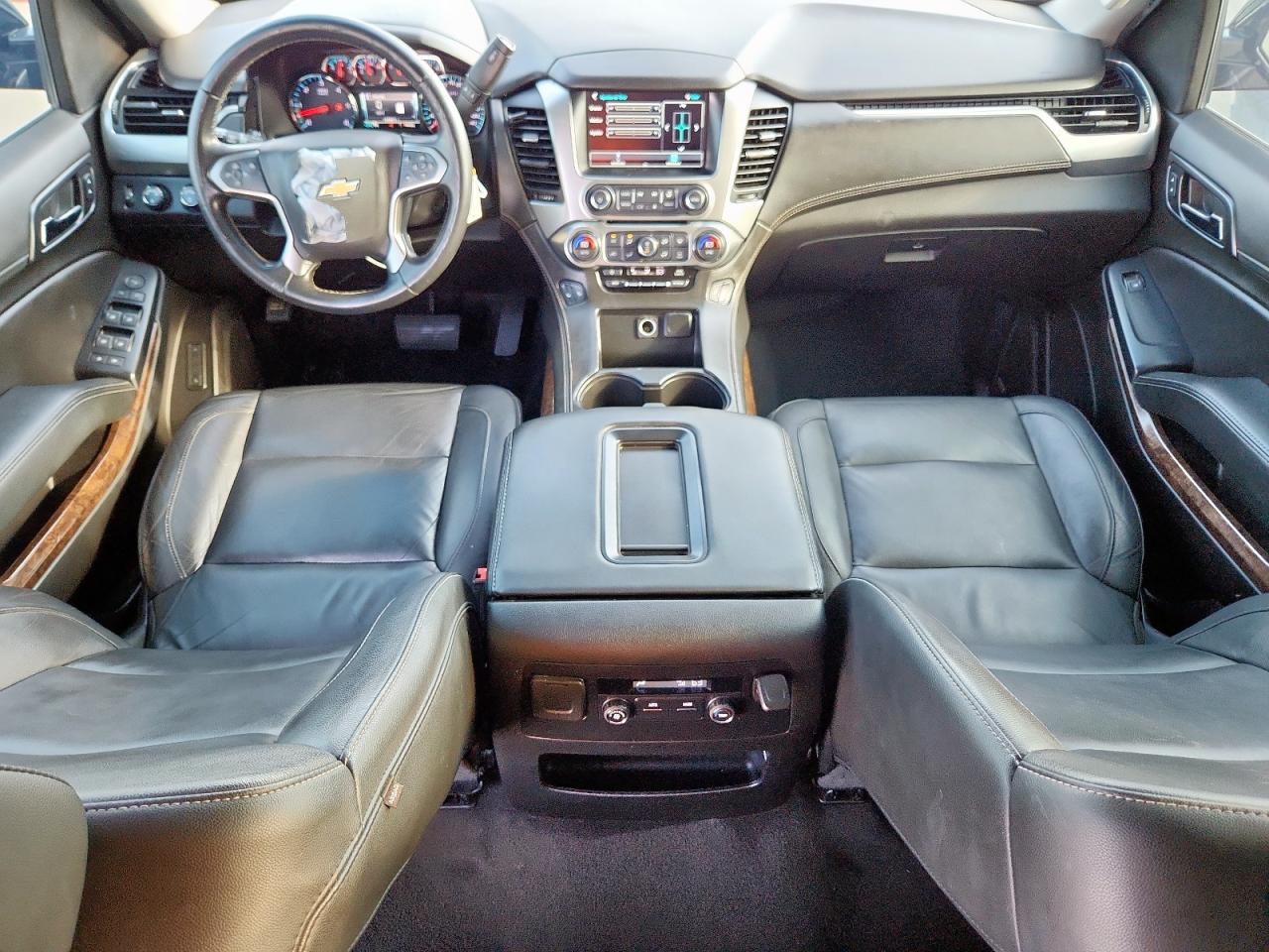 2019 Chevrolet Suburban K1500 Lt VIN: 1GNSKHKC6KR335603 Lot: 71271655