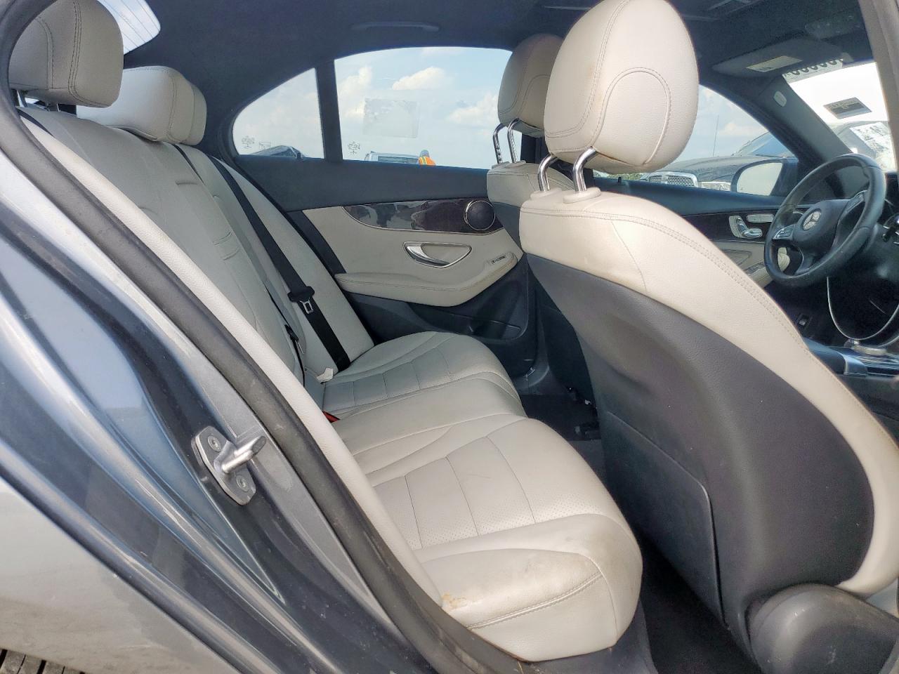 2018 Mercedes-Benz C 300 VIN: 55SWF4JB2JU257338 Lot: 81439805